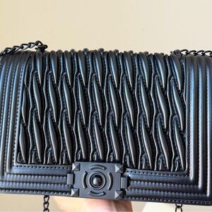 Black Quilted Chain Shoulder Bag - Designer-Inspired